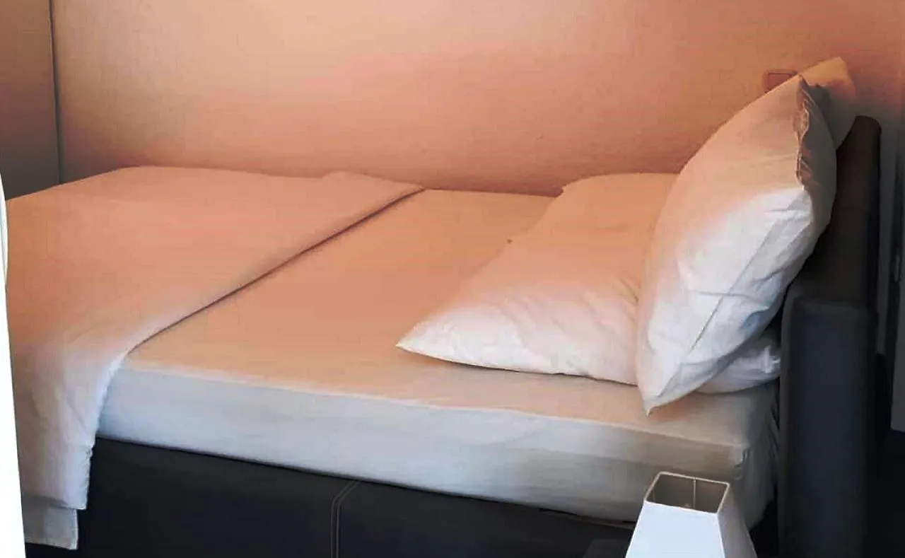 Excelsior Apartments ロヴィニ
